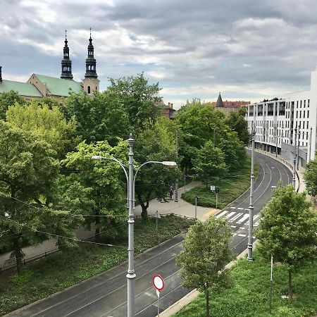 Poznan Rents - Apartamenty Stare Miasto Parking Gratis מראה חיצוני תמונה