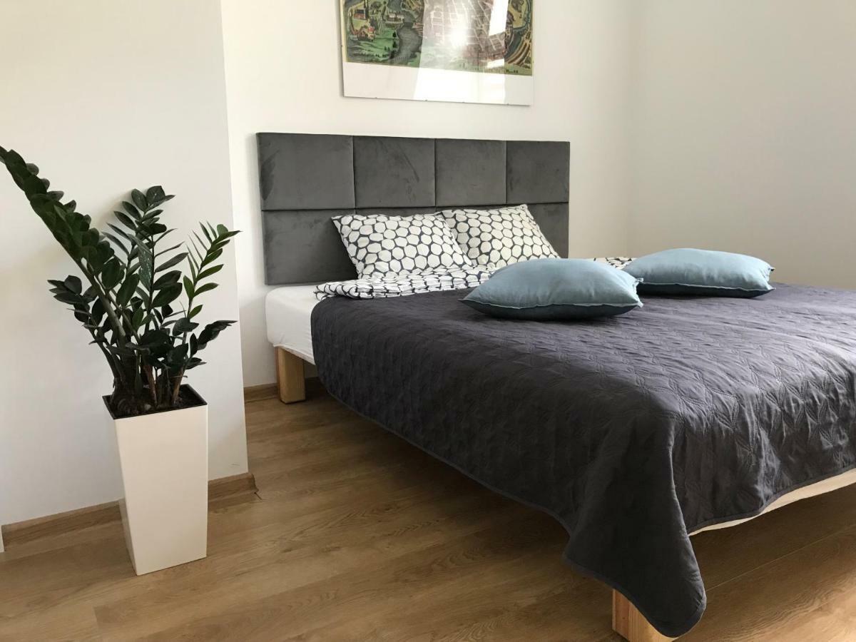 Poznan Rents - Apartamenty Stare Miasto Parking Gratis מראה חיצוני תמונה
