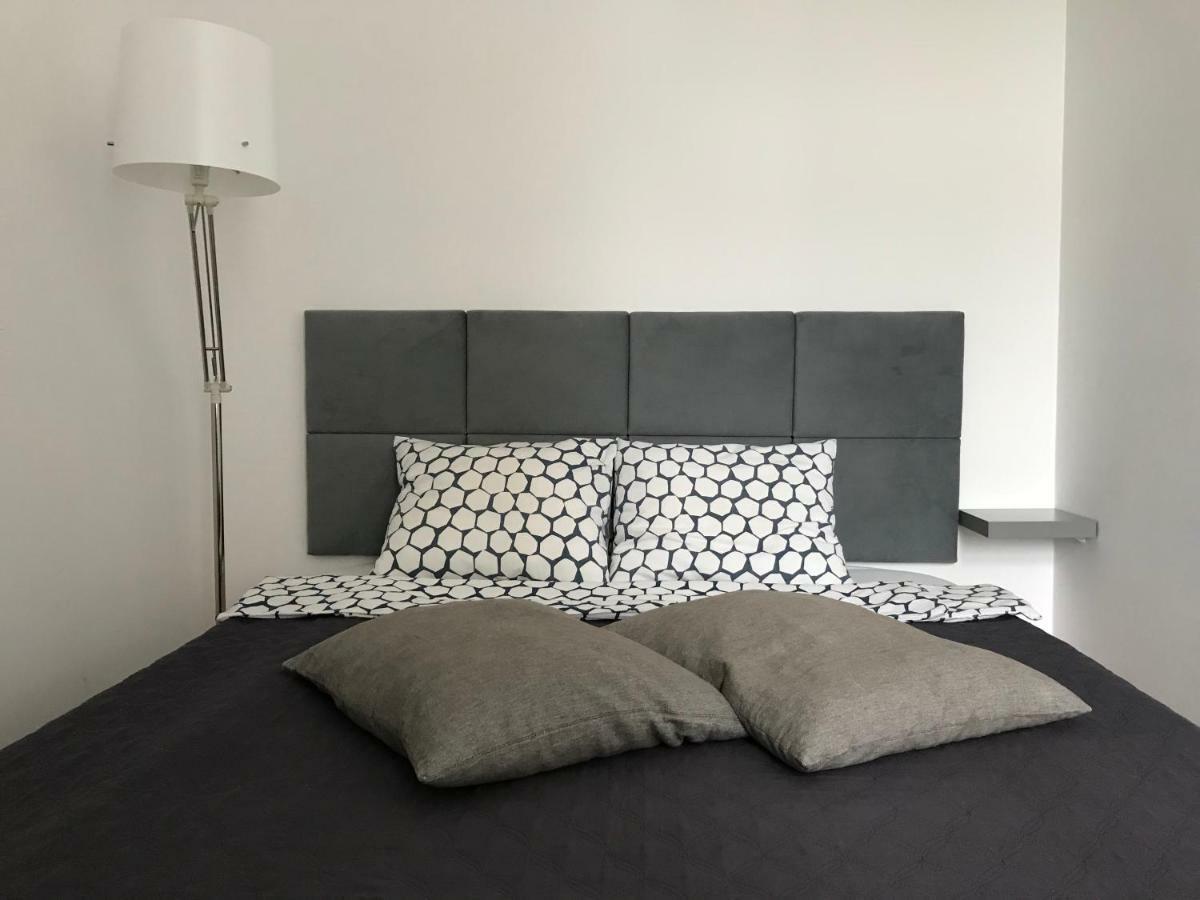 Poznan Rents - Apartamenty Stare Miasto Parking Gratis מראה חיצוני תמונה