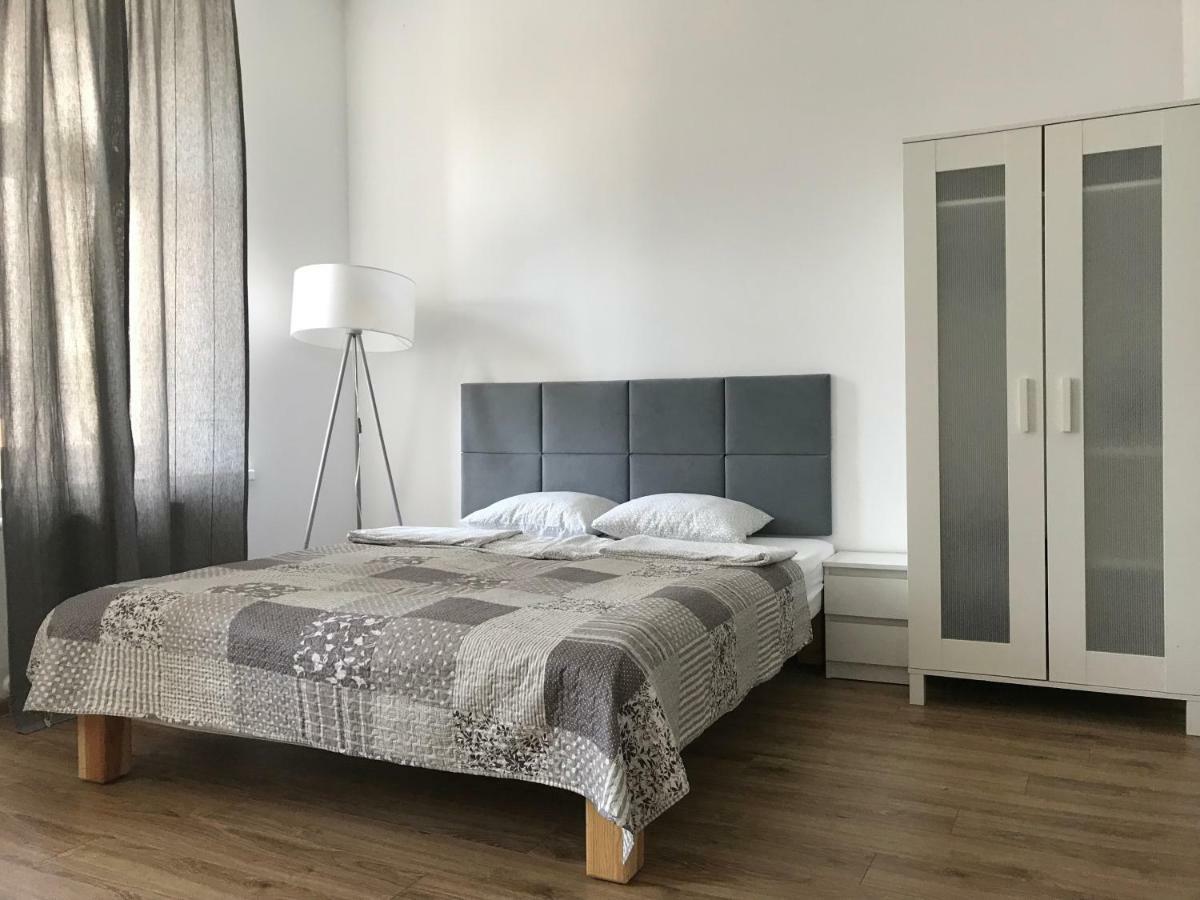 Poznan Rents - Apartamenty Stare Miasto Parking Gratis מראה חיצוני תמונה